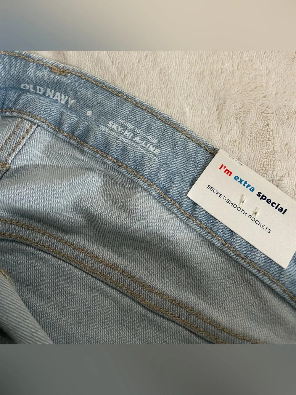 Old Navy Light Blue Denim Women’s High-Rise Shorts Size 6 NWT